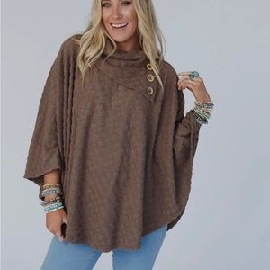 Size Large Poncho Top